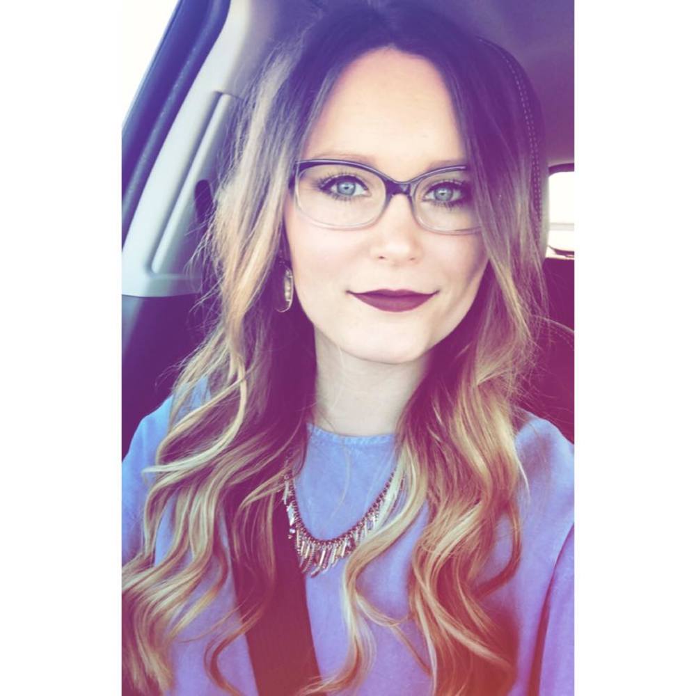 Meet your Posher, Leigh